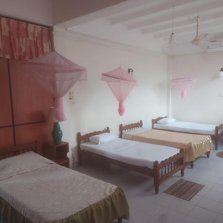 Hotel Shalini Anuradhapura Rom bilde