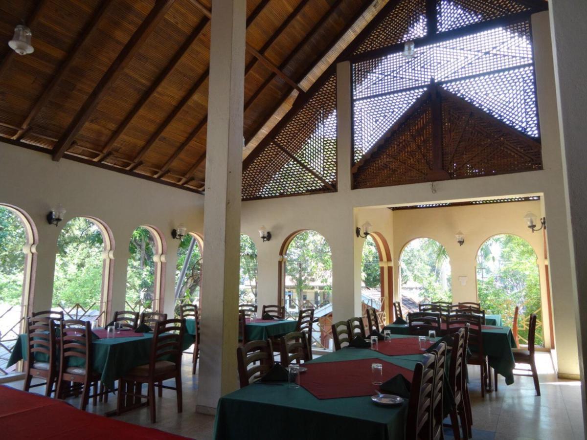 Hotel Shalini Anuradhapura Eksteriør bilde
