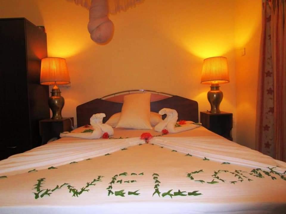 Hotel Shalini Anuradhapura Eksteriør bilde
