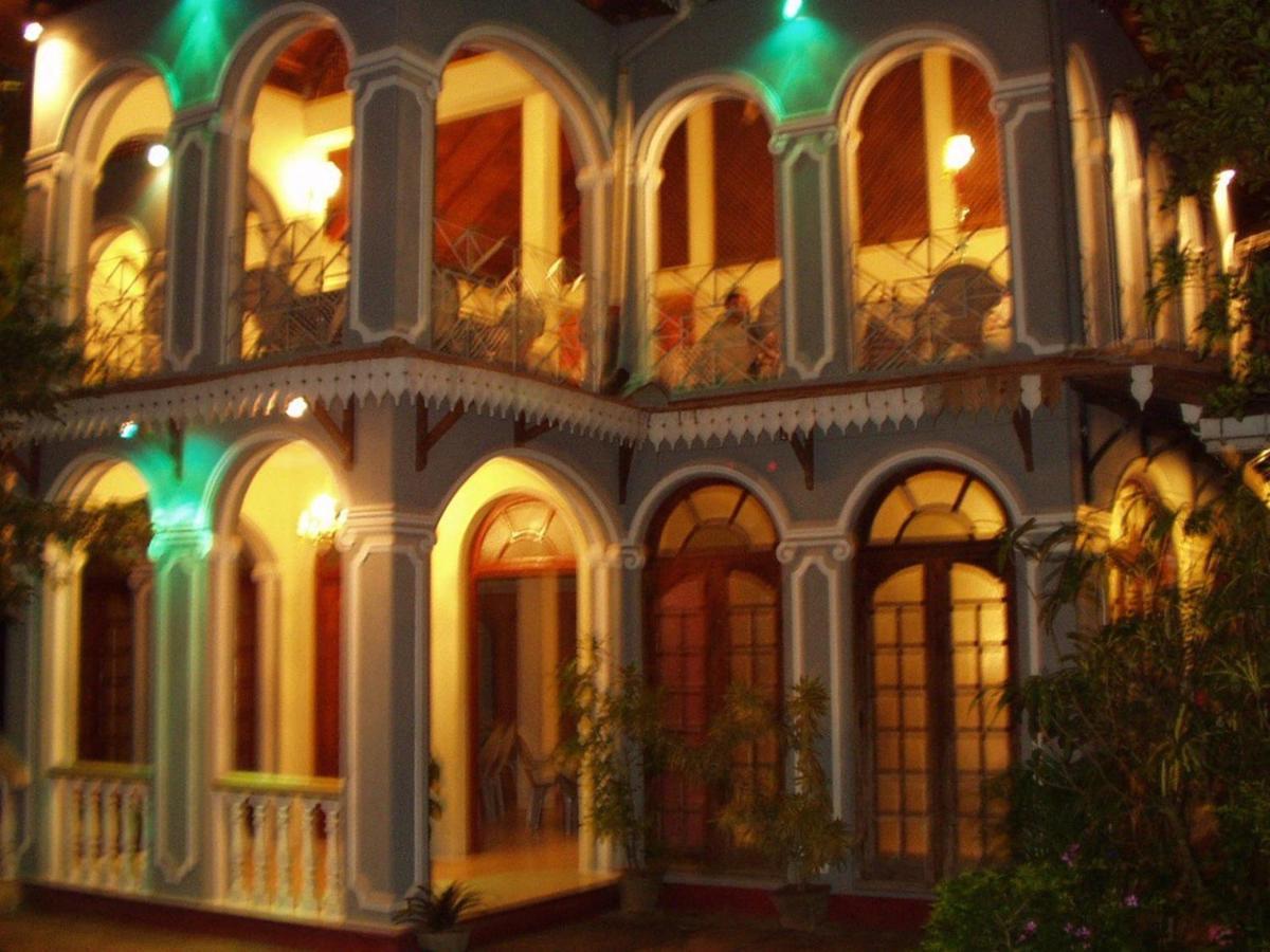 Hotel Shalini Anuradhapura Eksteriør bilde