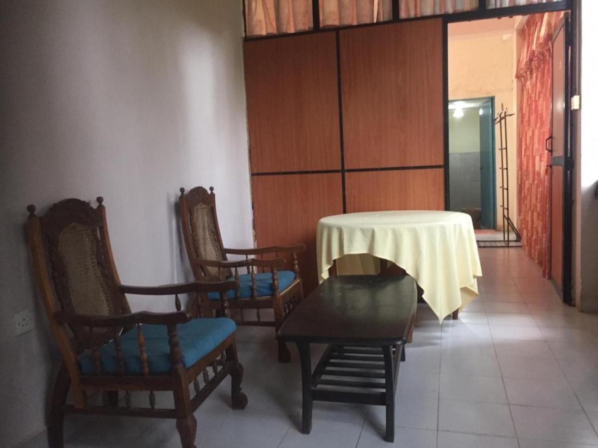 Hotel Shalini Anuradhapura Eksteriør bilde